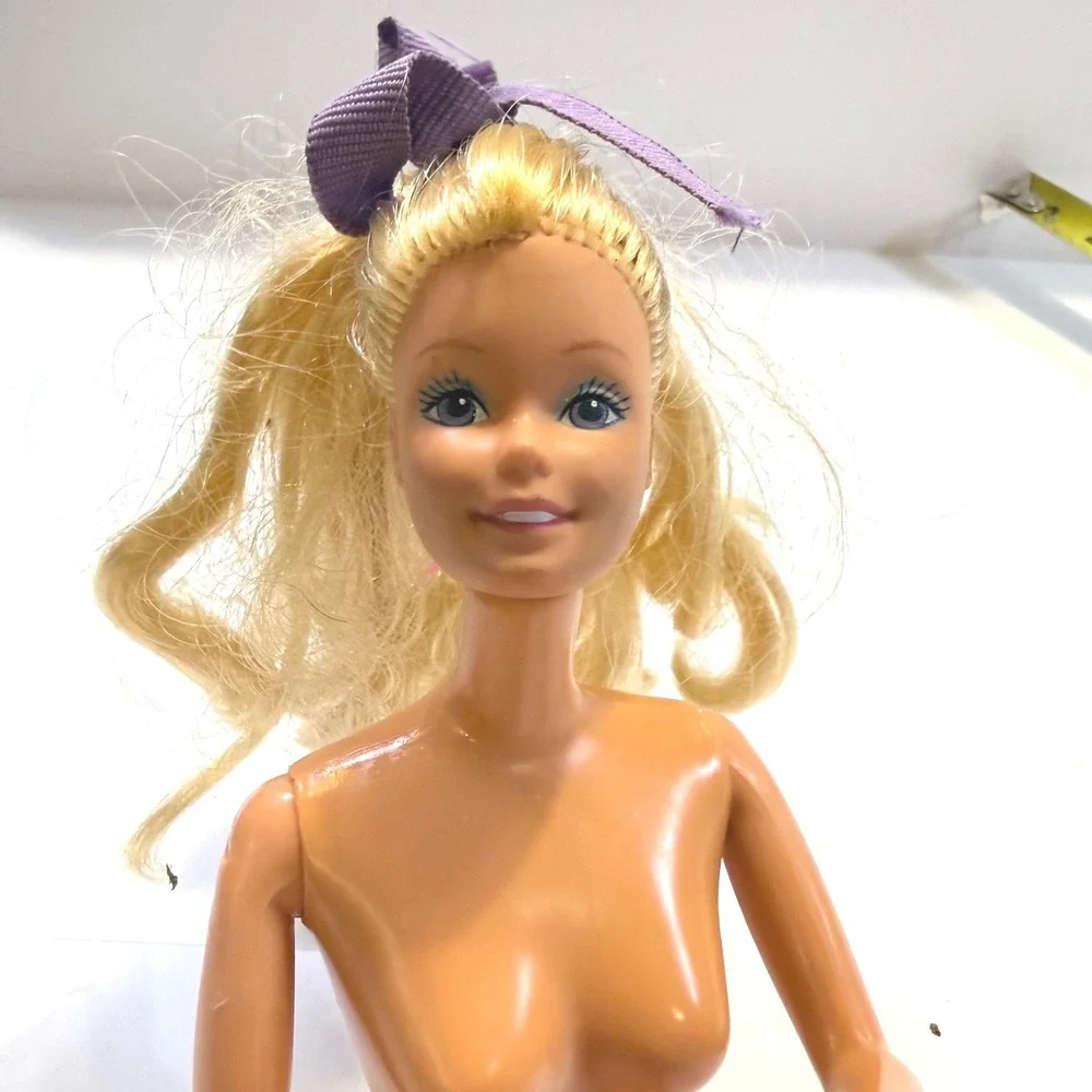 Vintage Mattel Barbie Doll Superstar Face Blonde Blue Eyes 1966 Philippines TNT